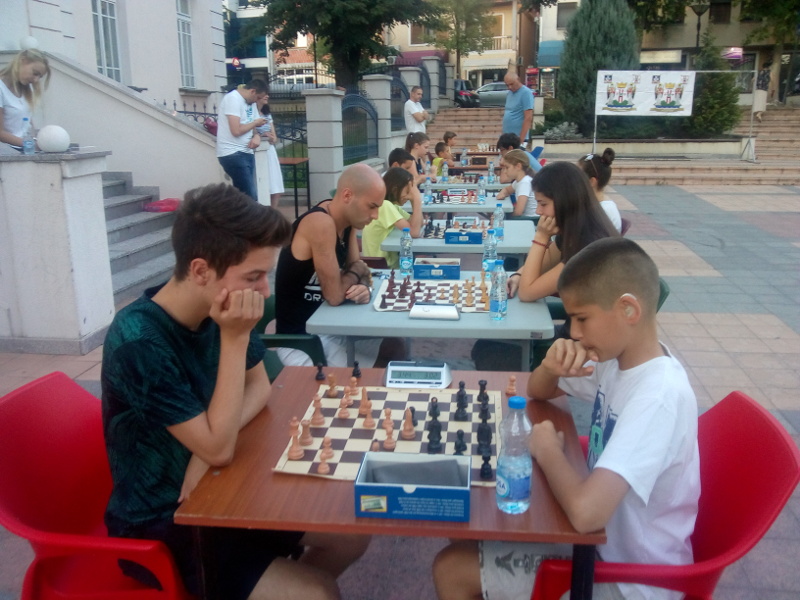 Derbi prvog kola