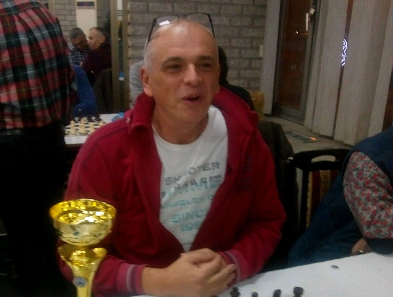 Naš istaknuti učitelj šaha